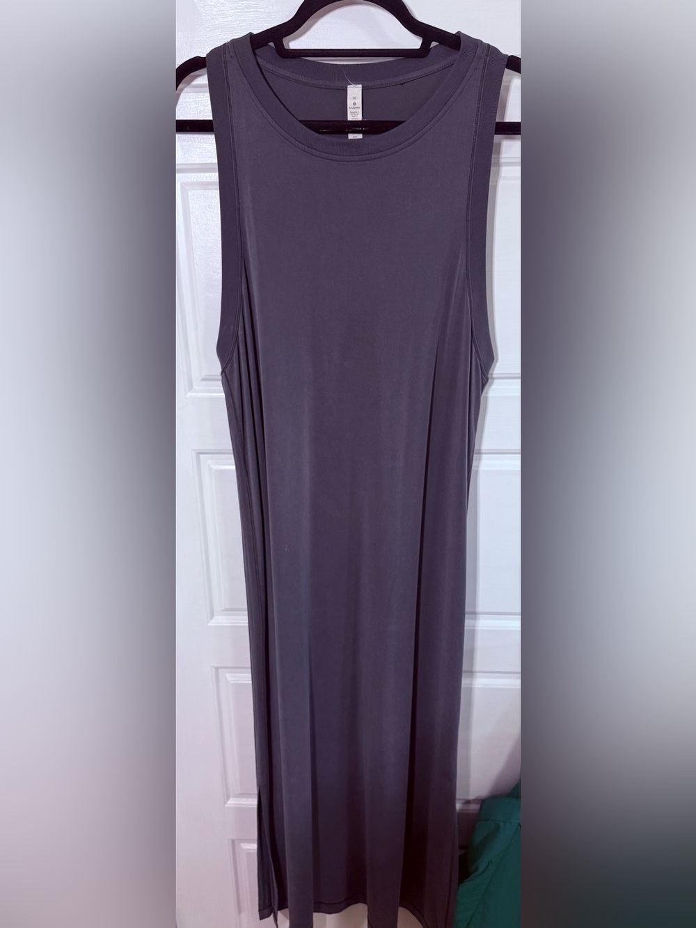 lululemon athletica Sleeveless Tank in Charcoal gray in size 10 NWOT